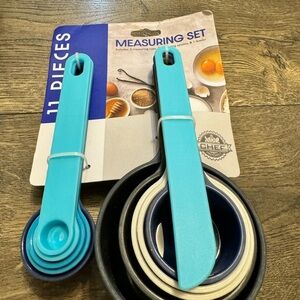 Lot of 2-2 PK Kitchen Towels & 11 PC Measuring‎ Set NWT